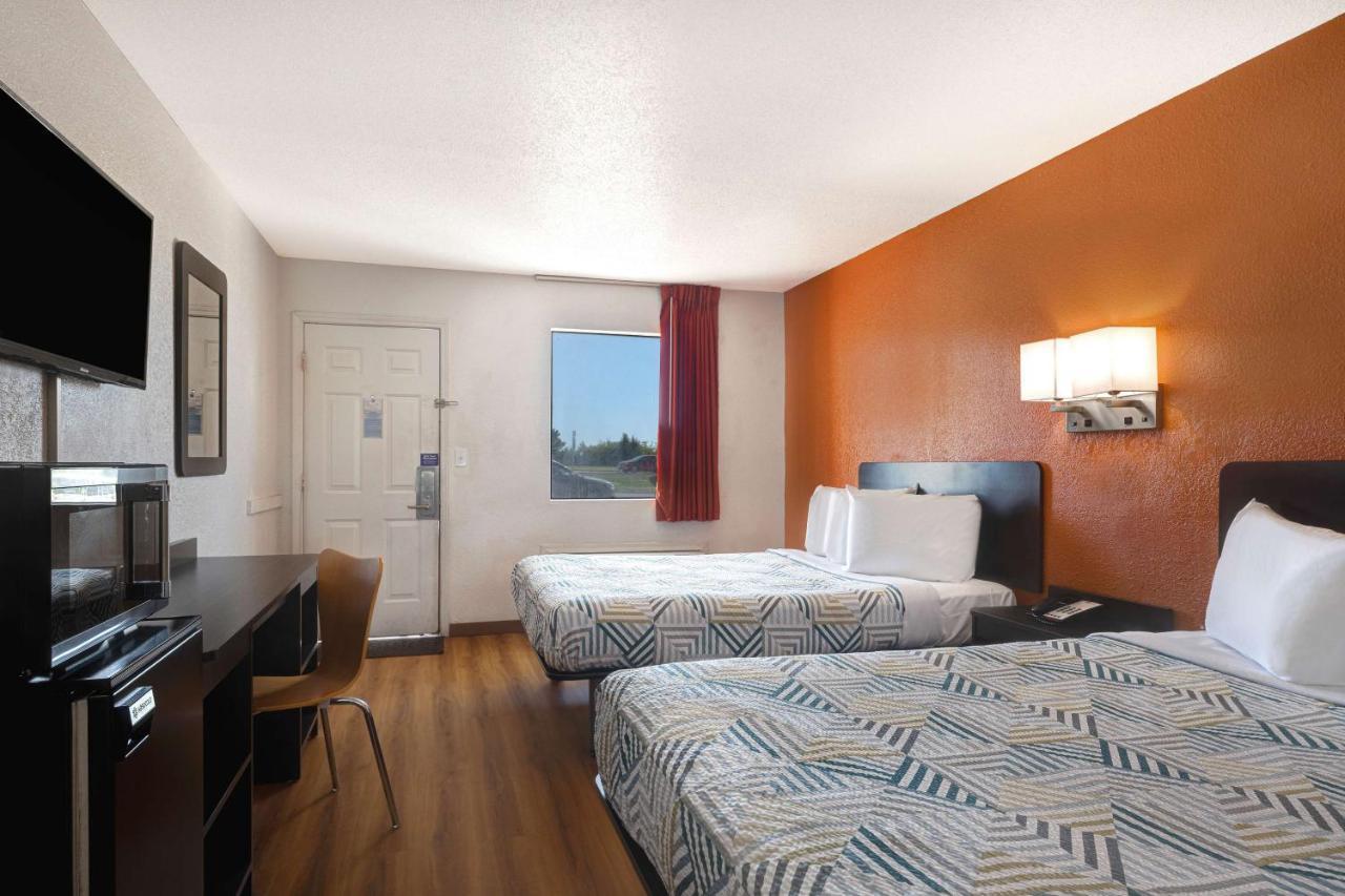 6-rolla, Mo 3*
